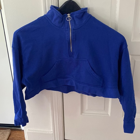 Weworewhat blue cropped half zip sweatshirt - Picture 4 of 7